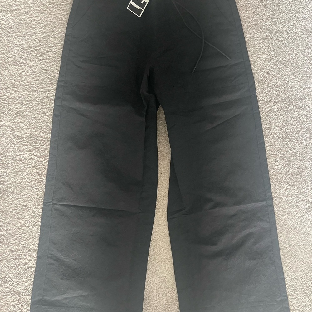 Brand new with tags Local European multi pocket pant